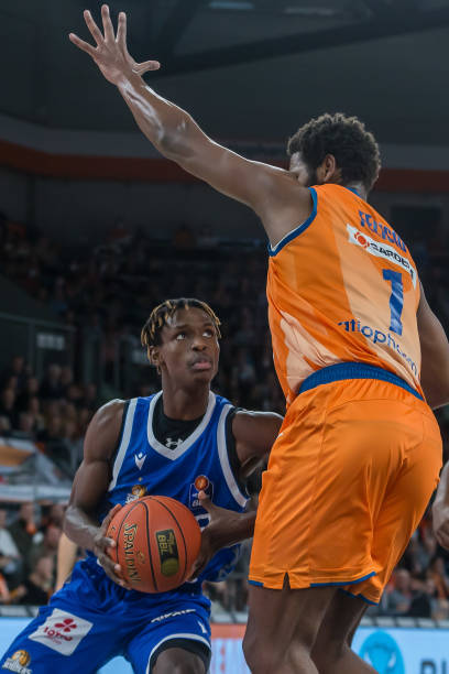 赋予特殊的 赋予特殊的